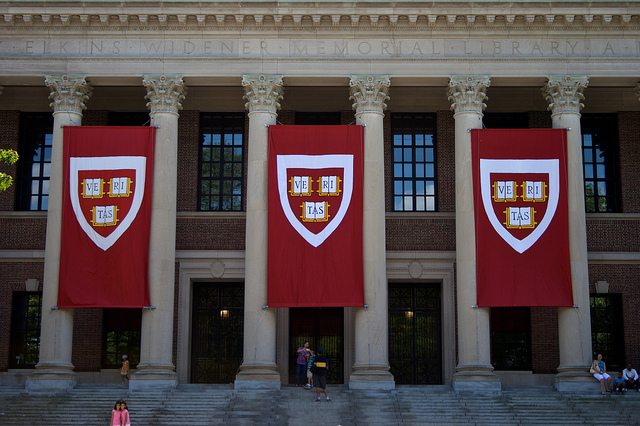Harvard, gjuha shqipe bëhet lëndë me zgjedhje