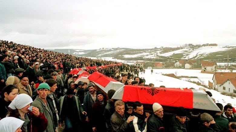 Fjalori i Kosovës së pasluftës: Varret – Nga Blerim Shala