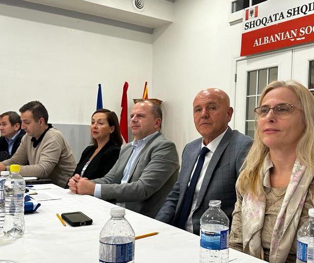 Hamilton/ Mbahet mbledhja e shoqatave dhe aktivistëve shqiptarë të Ontarios
