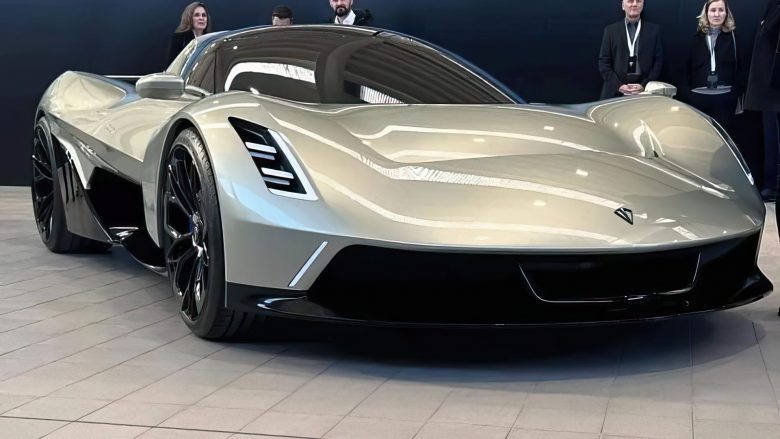 ITALI/ Prezantohet makina e parë shqiptare “Illyrian TSX”, kushton deri në 1.7 milion euro