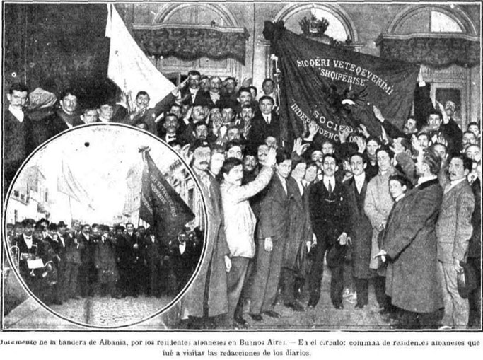 (1913) / Demostrata patriotike e shqiptarëve me banim në Buenos Aires, krijimi i një shoqërie dhe betimi në flamur