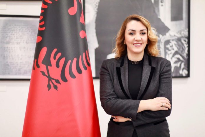 Emri/ Kush pritet të jetë ambasadori i ri i Shqipërisë në Kanada