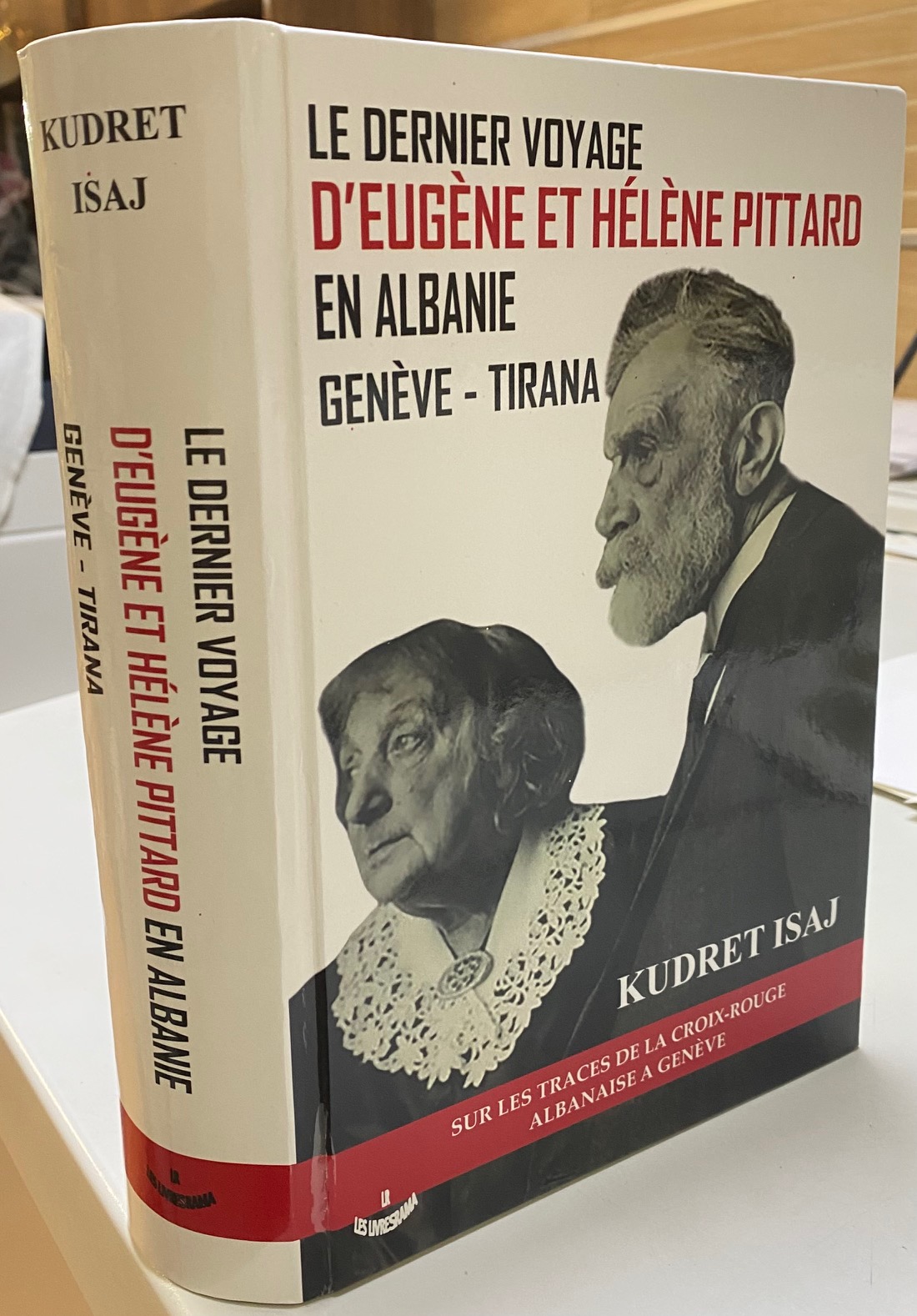 Luan Rama: «Udhëtimi i mbramë i Eugène dhe Hélène Pittard në Shqipëri. Gjenevë -Tiranë. Në gjurmët e Kryqit të Kuq shqiptar në Gjenevë»