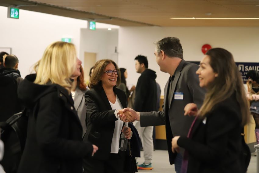 Vancouver/ Rrjetëzim, lidership dhe vizion: Rikthehen profesionistët shqiptarë