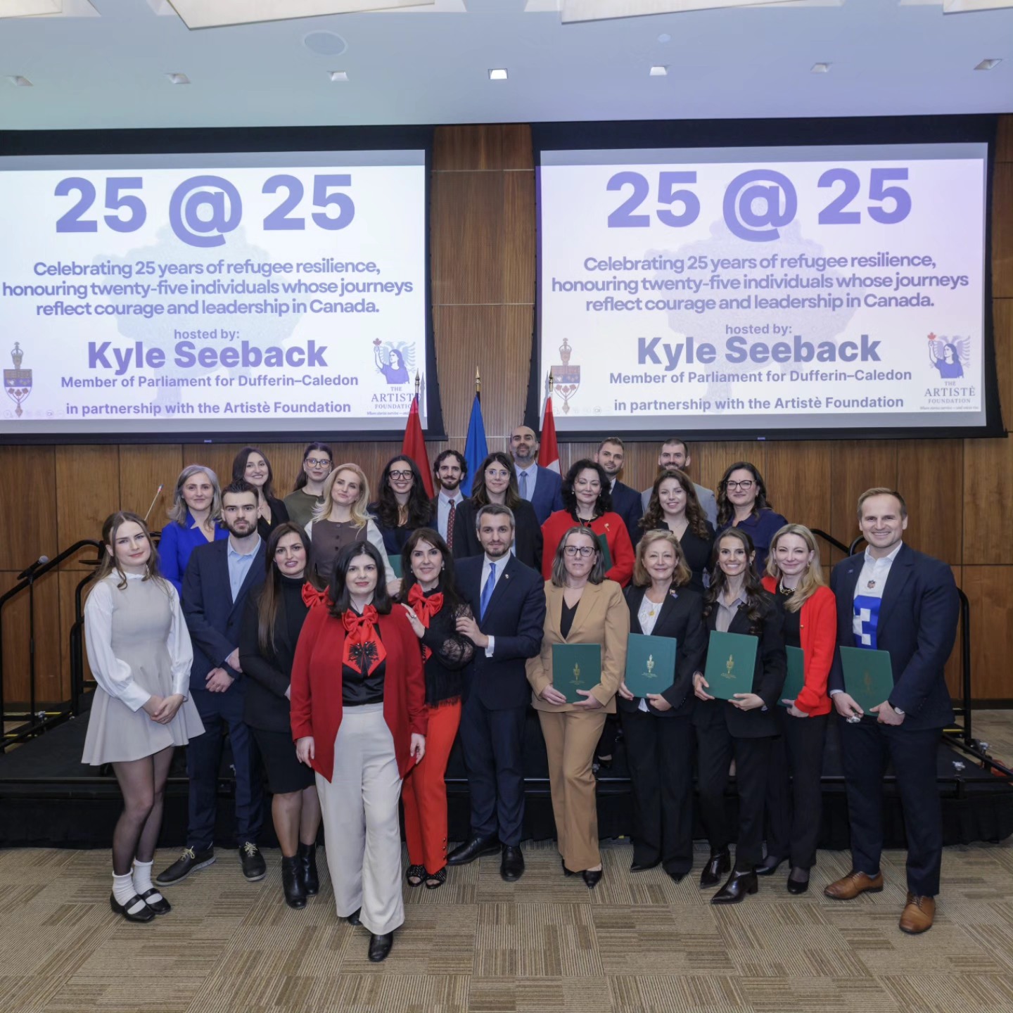 “25@25” në Ottawa/ Kanadaja duartroket shqiptarët, njihuni me 25 histori që thyejnë çdo paragjykim