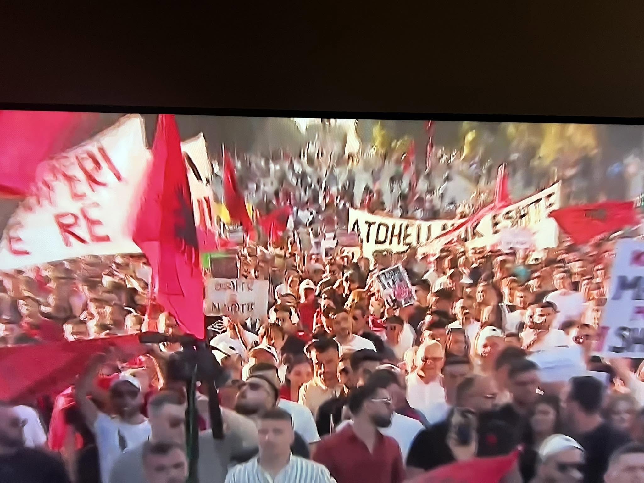 TI E URREN RININË! – Nga Mehmet Elezi