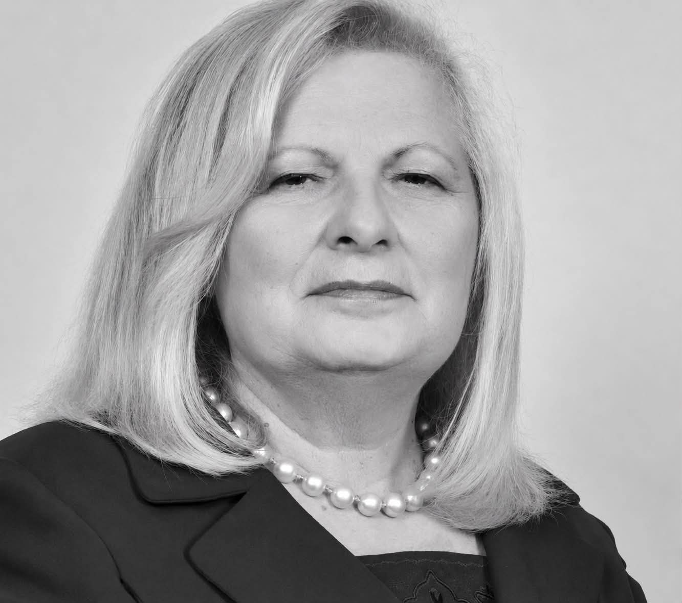 Flora Brovina, doktoresha e luftës, poetja e lirisë dhe zëri i qëndresës