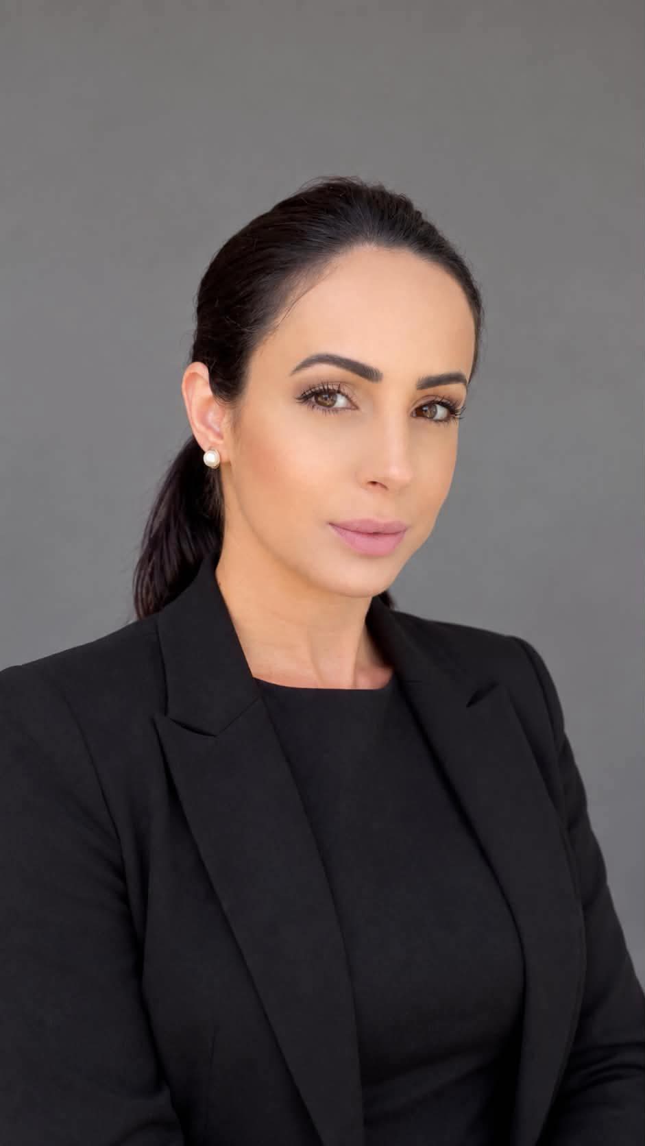 Kur pushteti bëhet abuzim….-Nga Eni Feruli