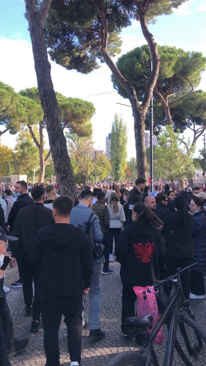 Reagim i ditës i Unionit të Gazetarëve Shqiptarë